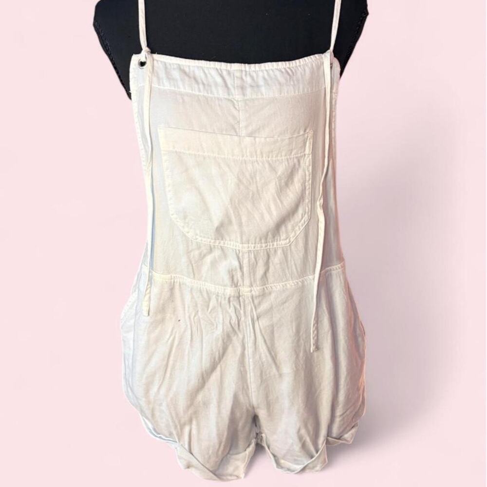 Billabong Size M light blue romper in a women’s Coastal beachy boho resort surf